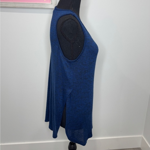 Knit by Hampshire Studio Women’s Blue Tank Top (M) - Picture 3 of 7
